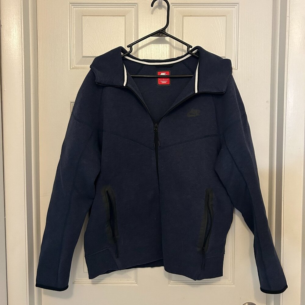 SOLD Nike Sweatshirt Mens Navy Tech Fleece Windrunner Full Zip Hoodie Logo - L